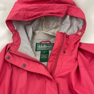 Women's LL Bran hooded raincoat